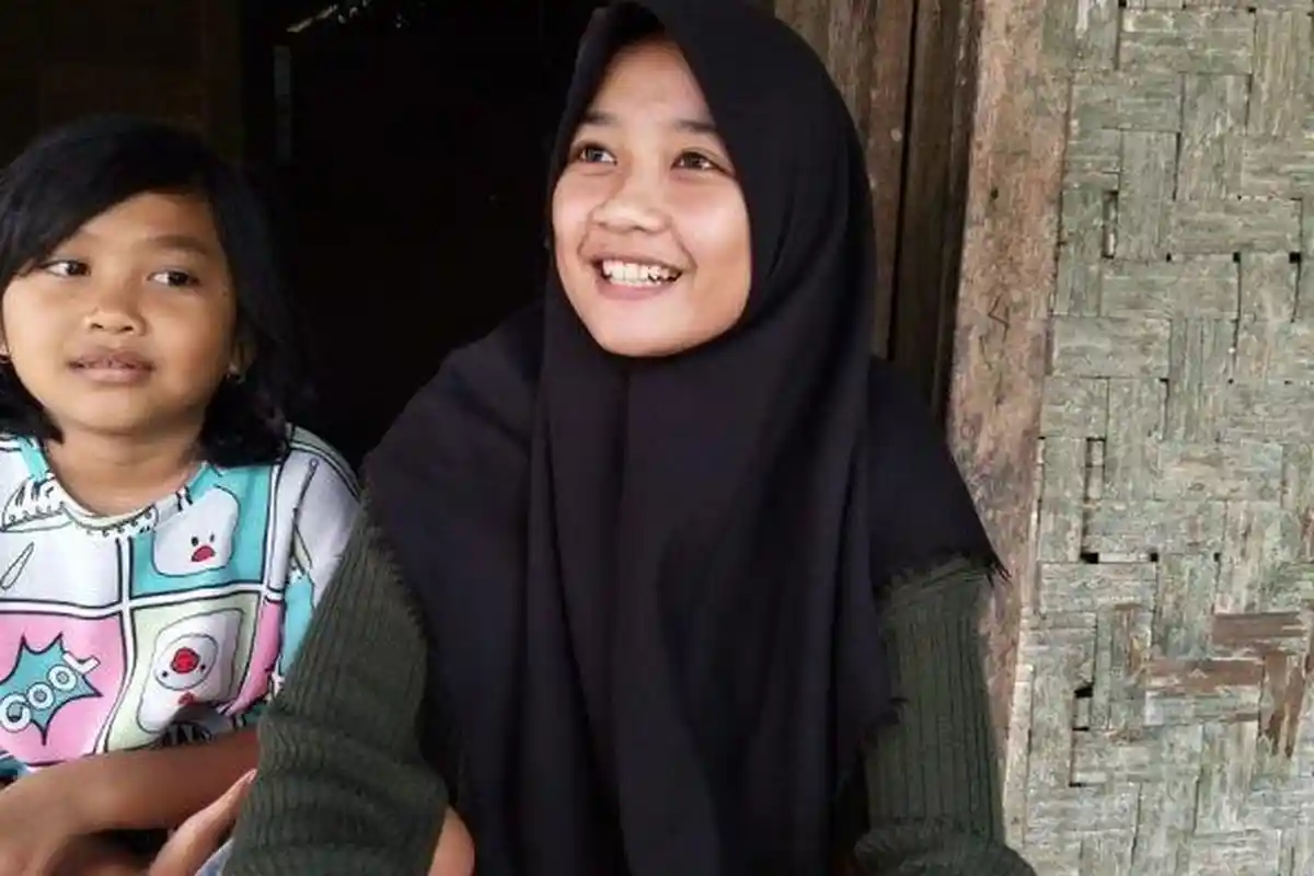 Ibu Meninggal, Ayah Nikah Lagi: Begini Kisah Aida Gadis 16 Tahun Tinggal Sendiri di Gubuk Reyot