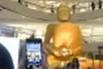 Patung Budha Tidur di Acara Vesak Festival 2017
