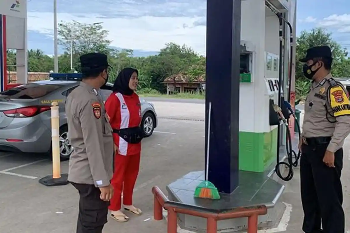 Polres Lampung Utara Monitoring SPBU Pasca Kenaikan Harga BBM