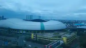Stadion-sepakbola-Patriot-Candrabhaga-yang-terletak-di-Jalan-Ahmad-Yani.jpg