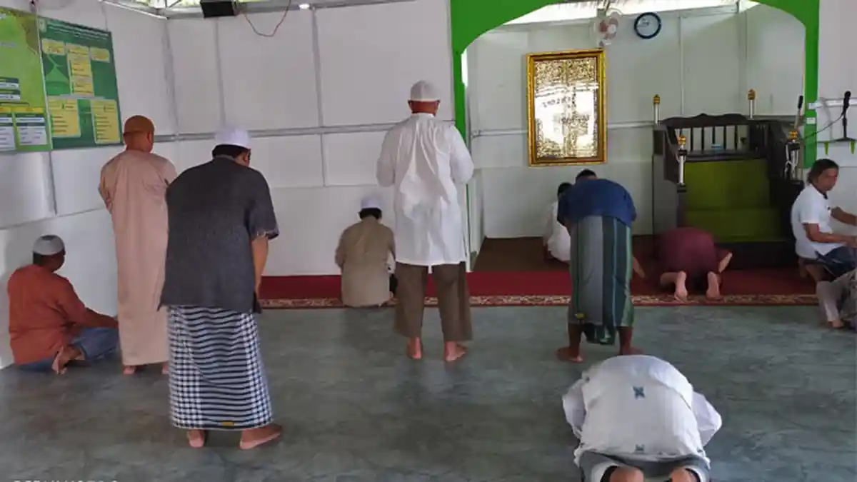 Bacaan Lengkap Niat dan Doa Sholat Dhuha, Simak Apa Saja Keutamaannya