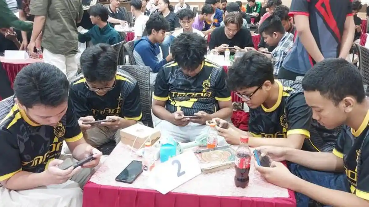 160 Gamer Adu Skill Rebutkan Piala Kapolres Kediri di Turnamen e-Sports Bhayangkara ke-79