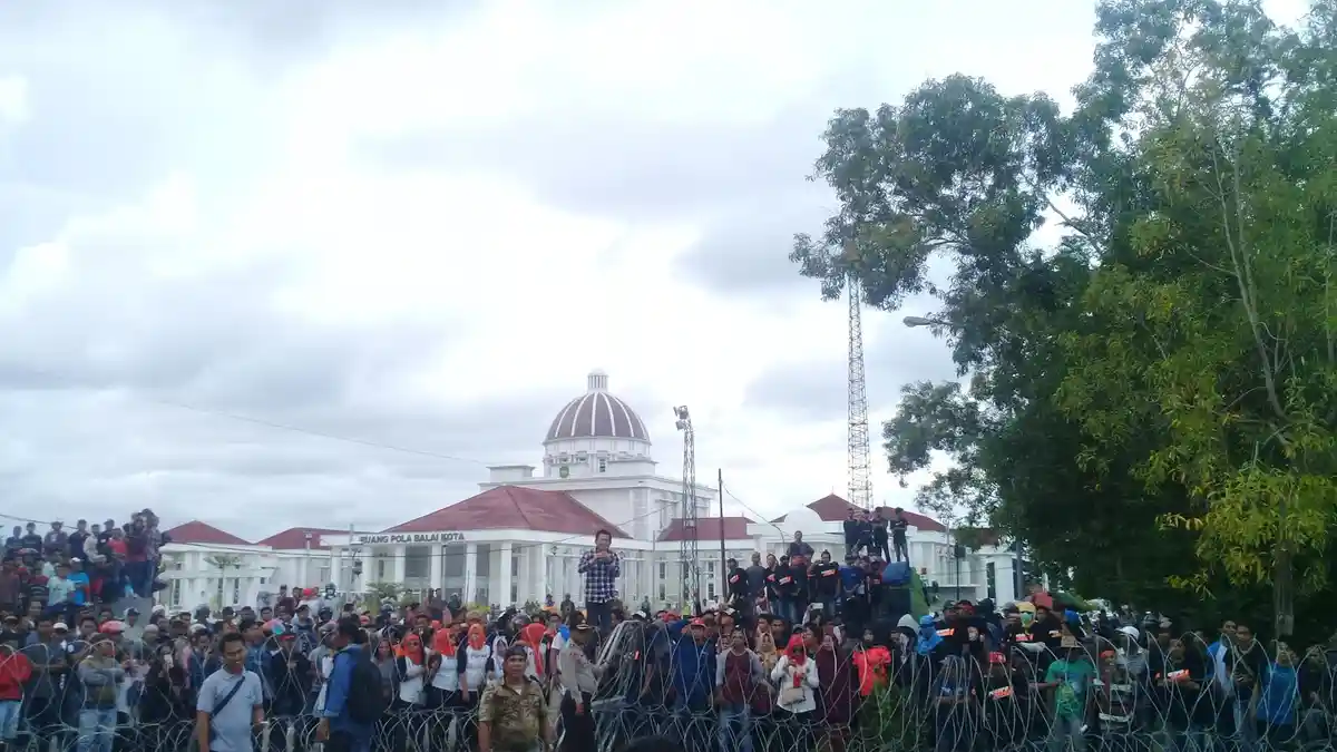Sore Ini, Pendukung Juara Bakal Unjuk Rasa di KPU Palopo