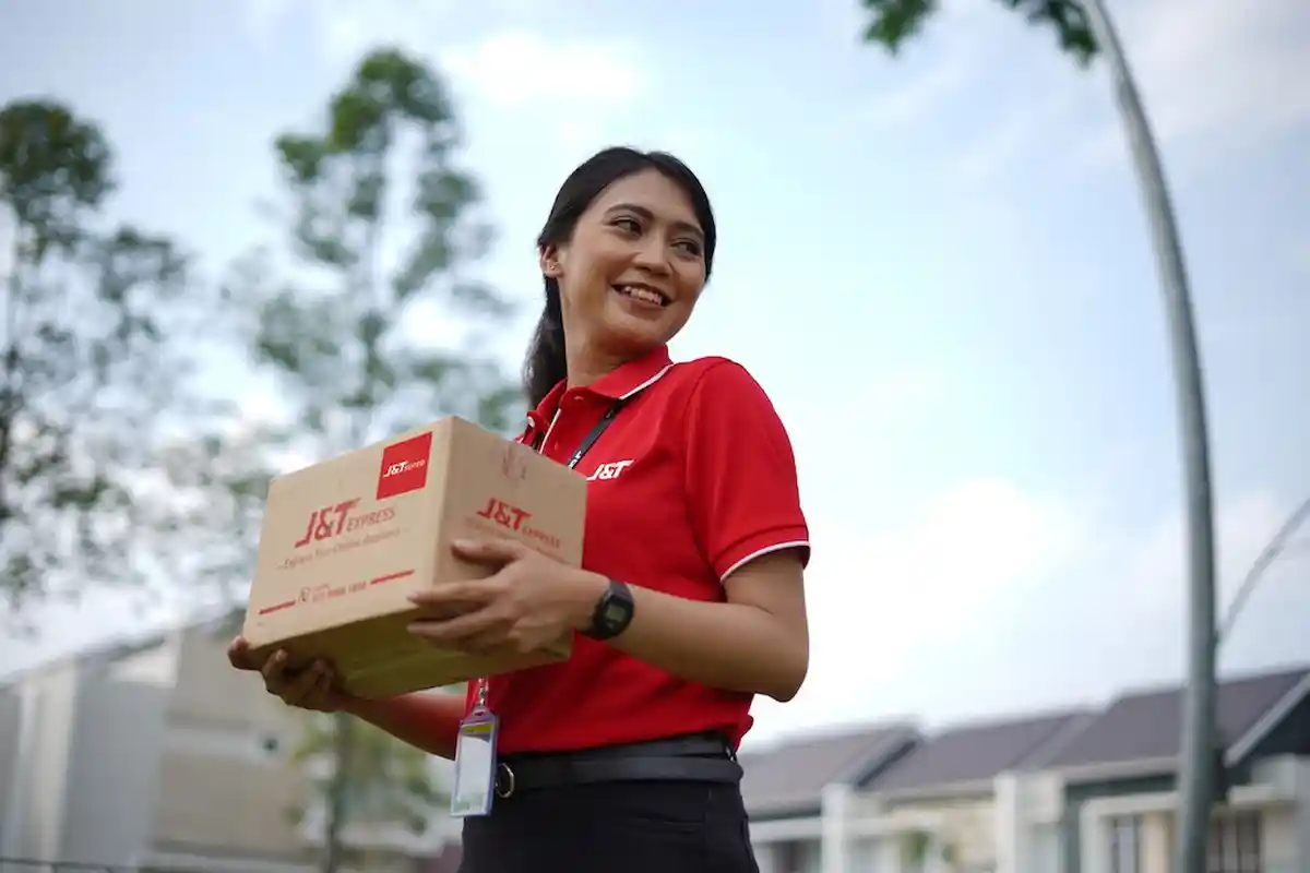 Tips Efektif Mengatur Pengiriman Melalui J&T Express