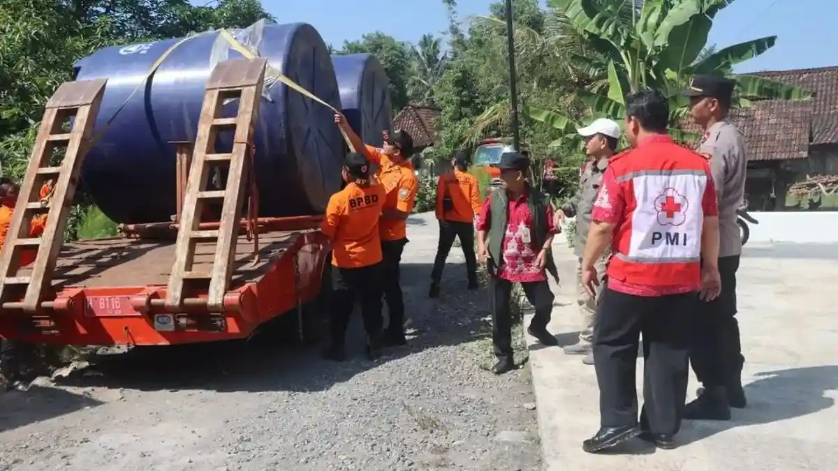 Tak Lagi Pakai Terpal, Warga Desa di Bancak Kini Pakai Tandon Air Permanen untuk Hadapi Kemarau - Tribunjateng.com