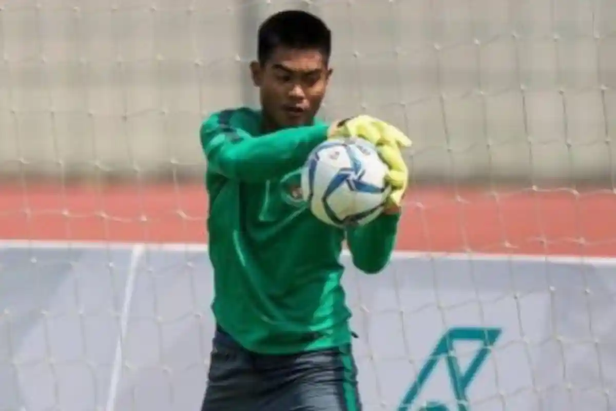 Kiat Kiper Singo Edan Mampu Gagalkan  Eksekusi Penalti  Marco Simic di Laga Arema FC vs Persija