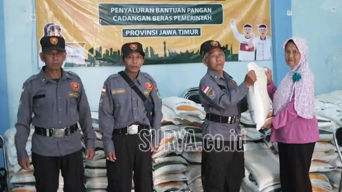Warga Blimbing dan Klojen Kota Malang Terima Bantuan Cadangan Beras Pemerintah