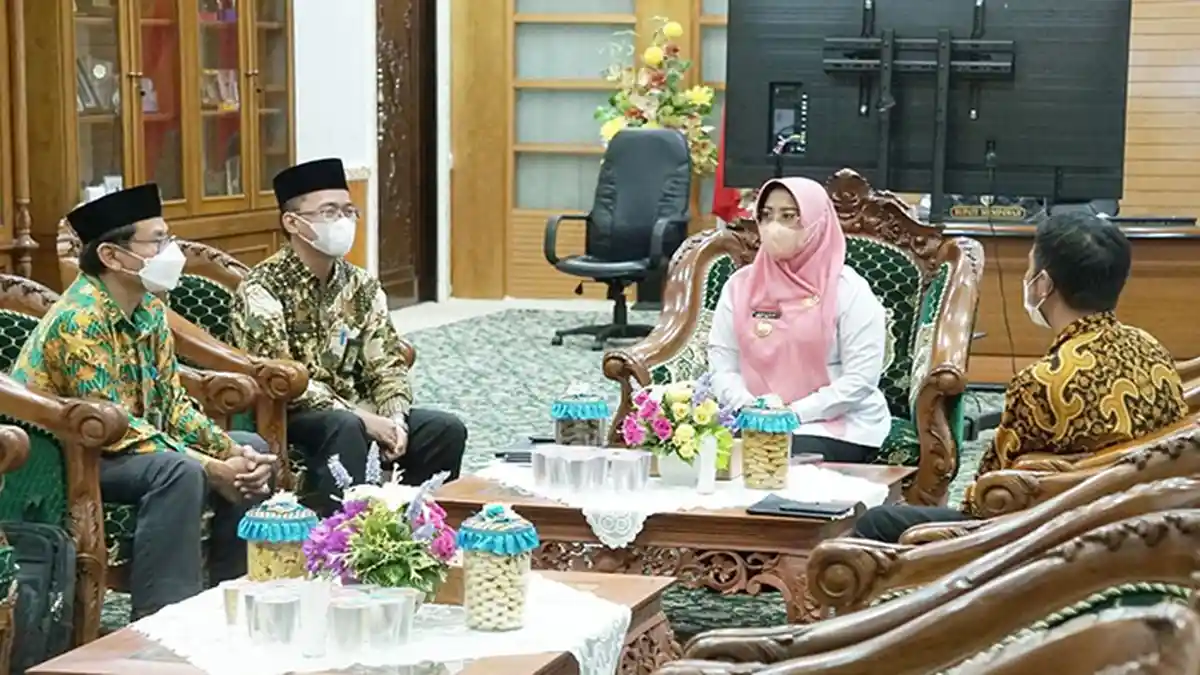Bupati Erlina Terima Audiensi Kemenag Mempawah, Bahas Persoalan Keagamaan dan Haji