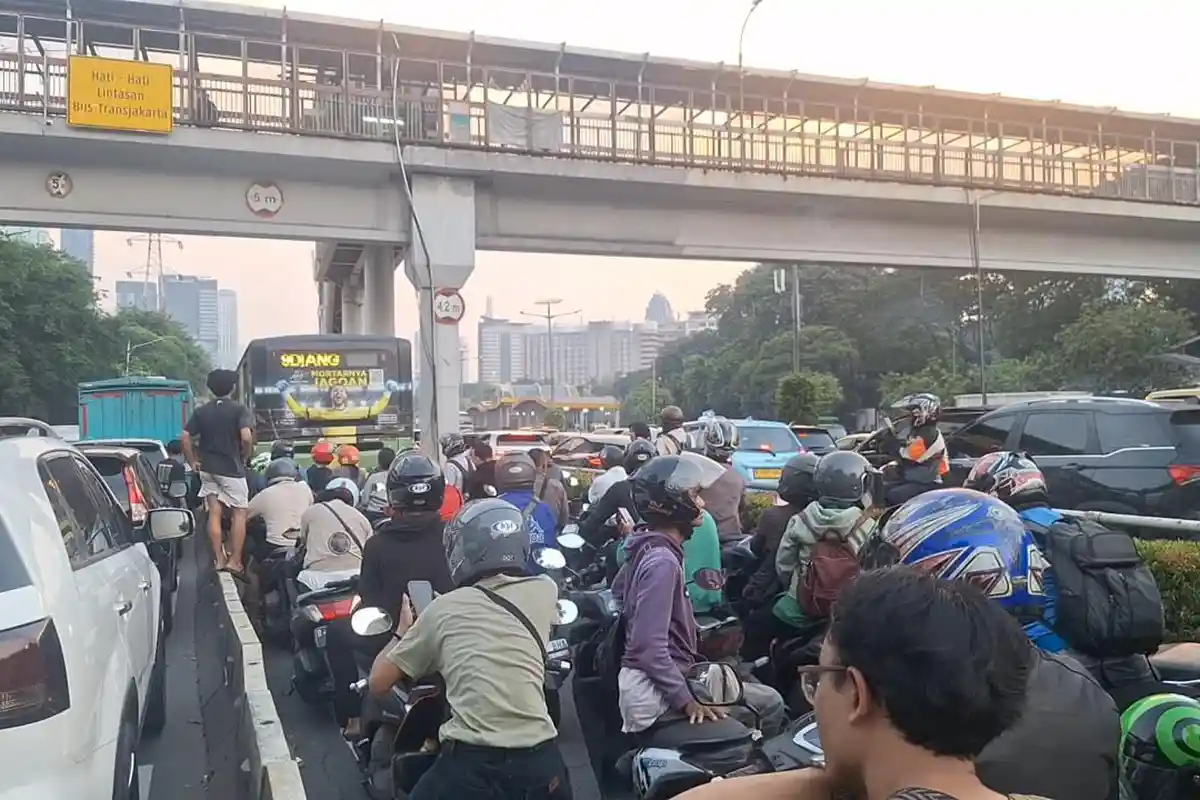 Jalur Ganjil Genap Jakarta, Rabu 12 November Termasuk Pintu Tol