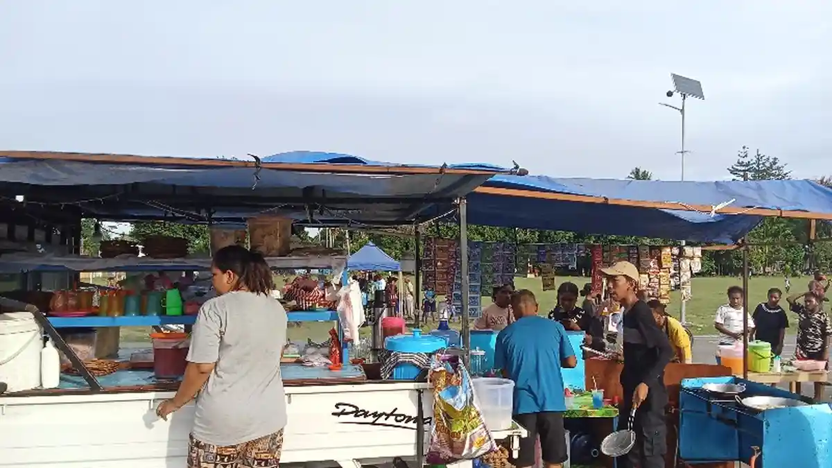 Kisah Riyanto Warga Ransiki, Manfaatkan Mobil Pickup Jadi Warung Makan, Perhari Raup Omset Rp 1Juta