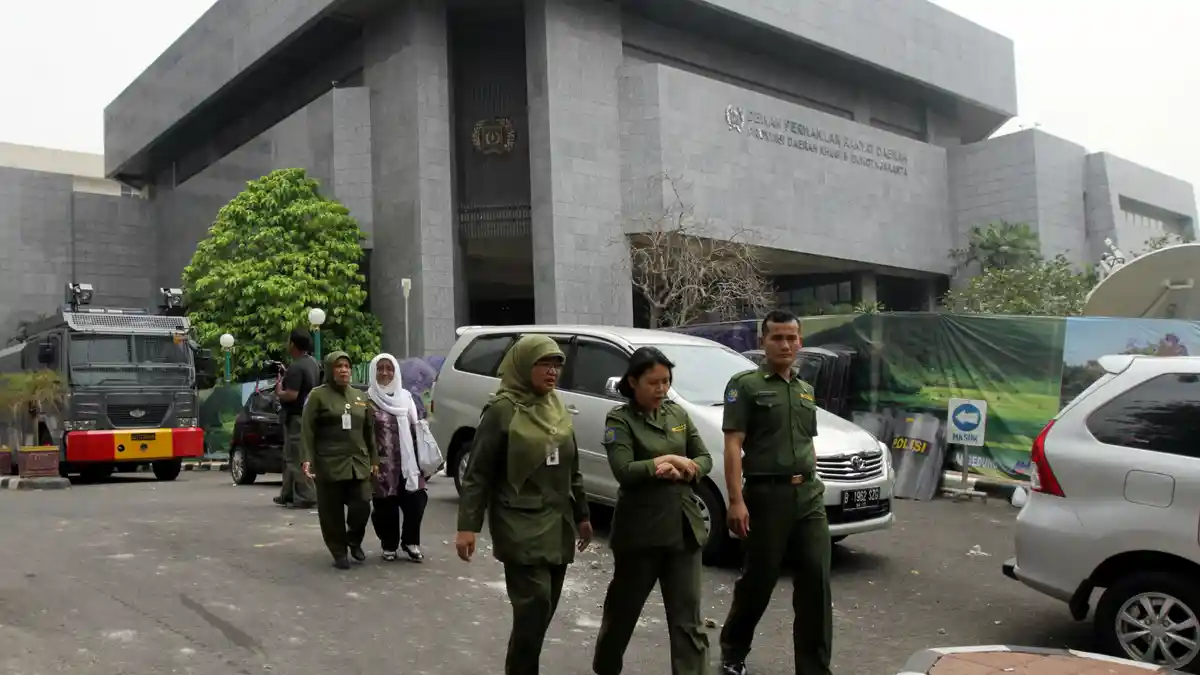 Kisah Mistis di Gedung DPRD DKI, Ada yang Ketuk-ketuk Pintu Hingga Kursi Jalan Sendiri