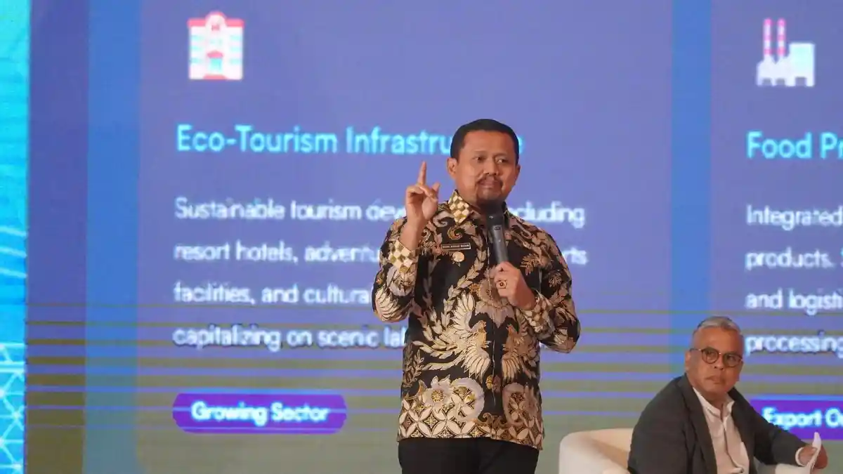 Bupati Sumedang Imbau Warga Waspada hingga Tunda Pendakian