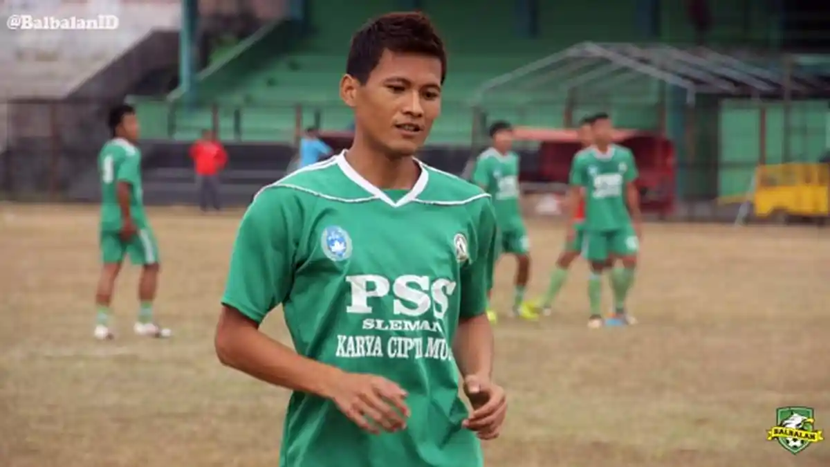 Belum Nongol, Arema Rela Menunggu Waluyo