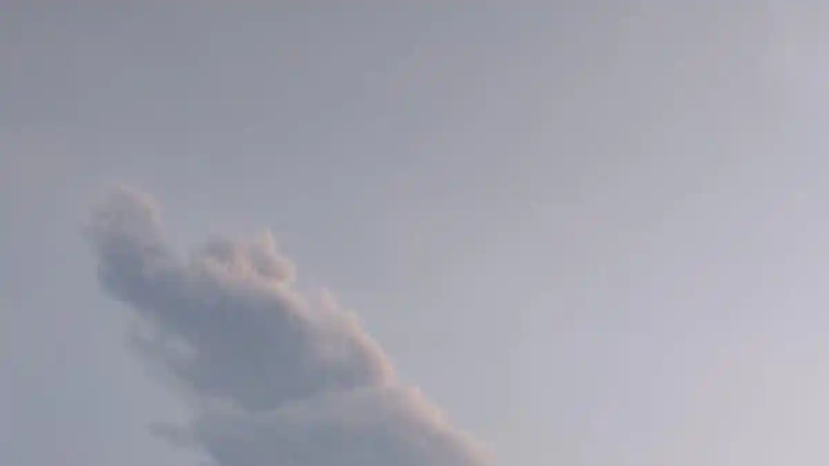 Gunung Merapi Meletus Timbulkan Hujan Abu di Klaten hingga Boyolali, Lihat Video Detik-detik Erupsi