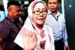 Sidang Perdana Ratu Atut Chosiyah