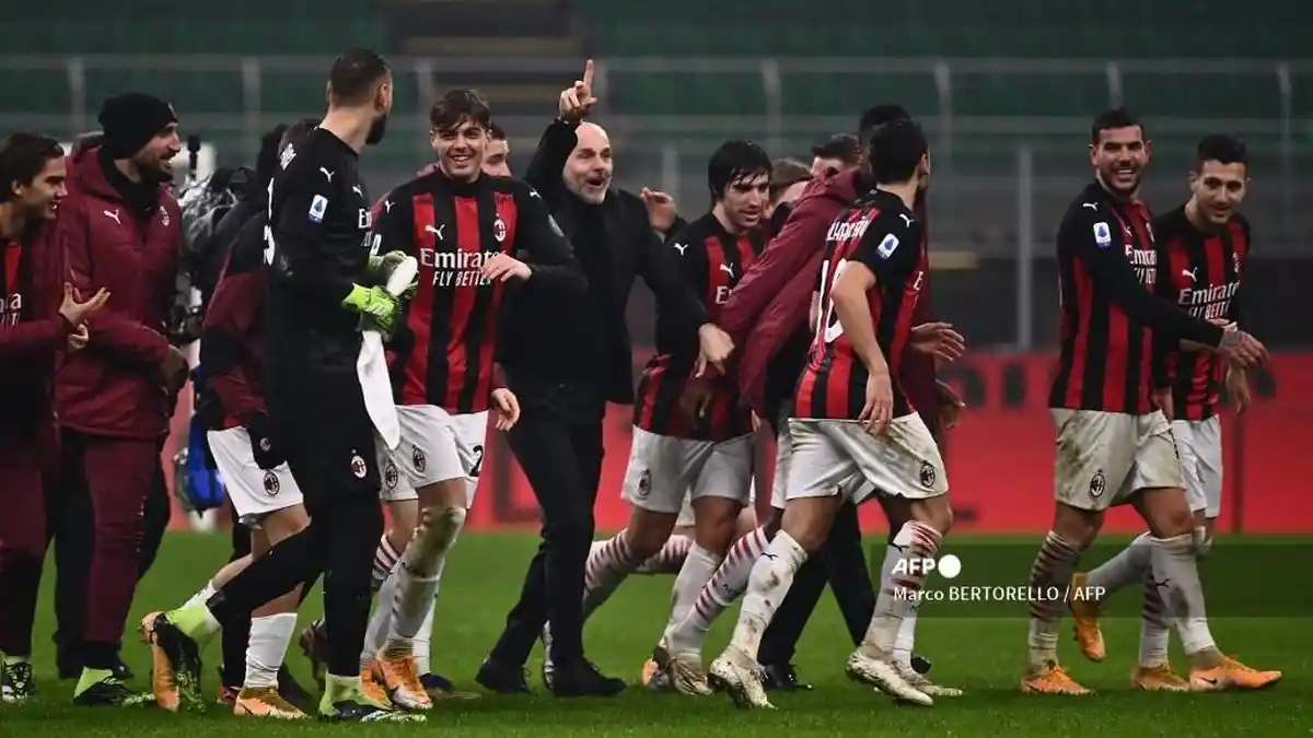 Tak Ada Kata Takut bagi AC Milan Hadapi Jadwal Padat, Pioli: Maju Terus Pantang Mundur