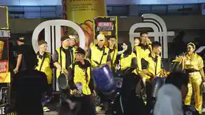 Extrajoss-Ultimate-Takeover-Bandung-menawarkan-ruang-perayaan-untuk-anak-muda.jpg