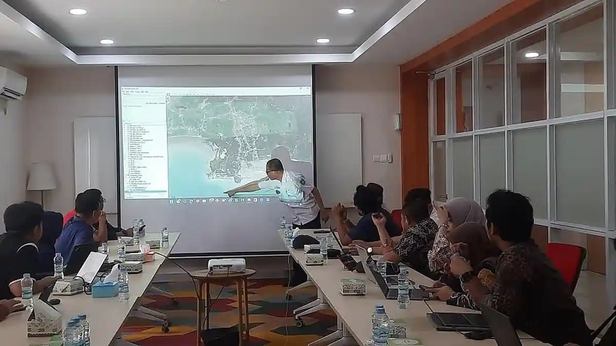 Atasi Susah Sinyal di Bangka Barat, Yus Derahman Datangi Perusahaan Telekomunikasi