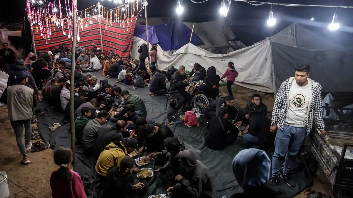 Jelang Invasi Israel ke Rafah, Israel Rencanakan Usir Warga Gaza ke ...