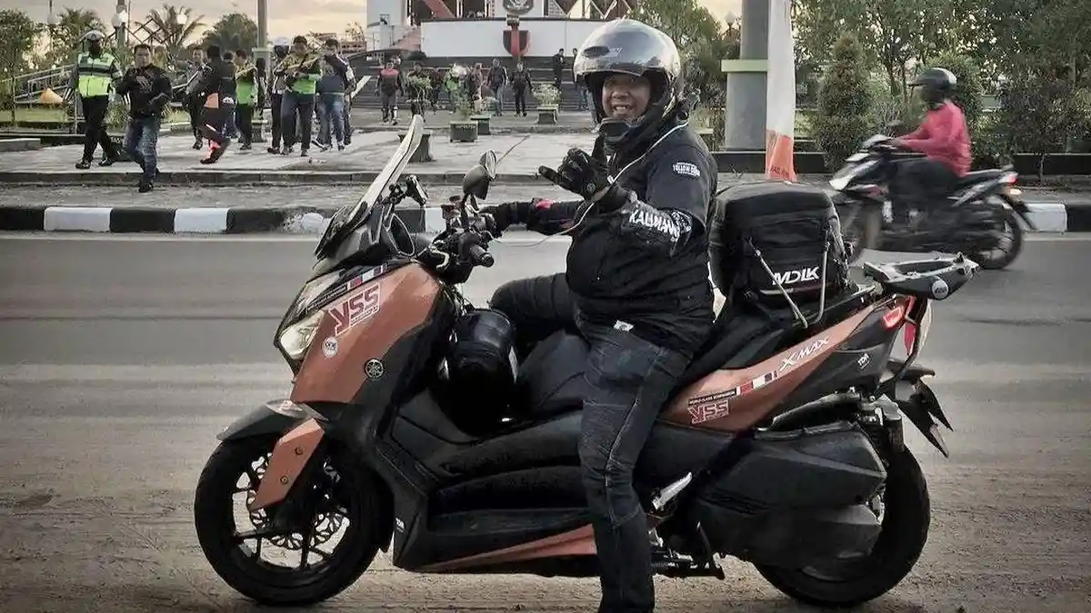 Doyan Touring Jarak Jauh, Biker Ini Beberkan Keunggulan XMAX Yamaha