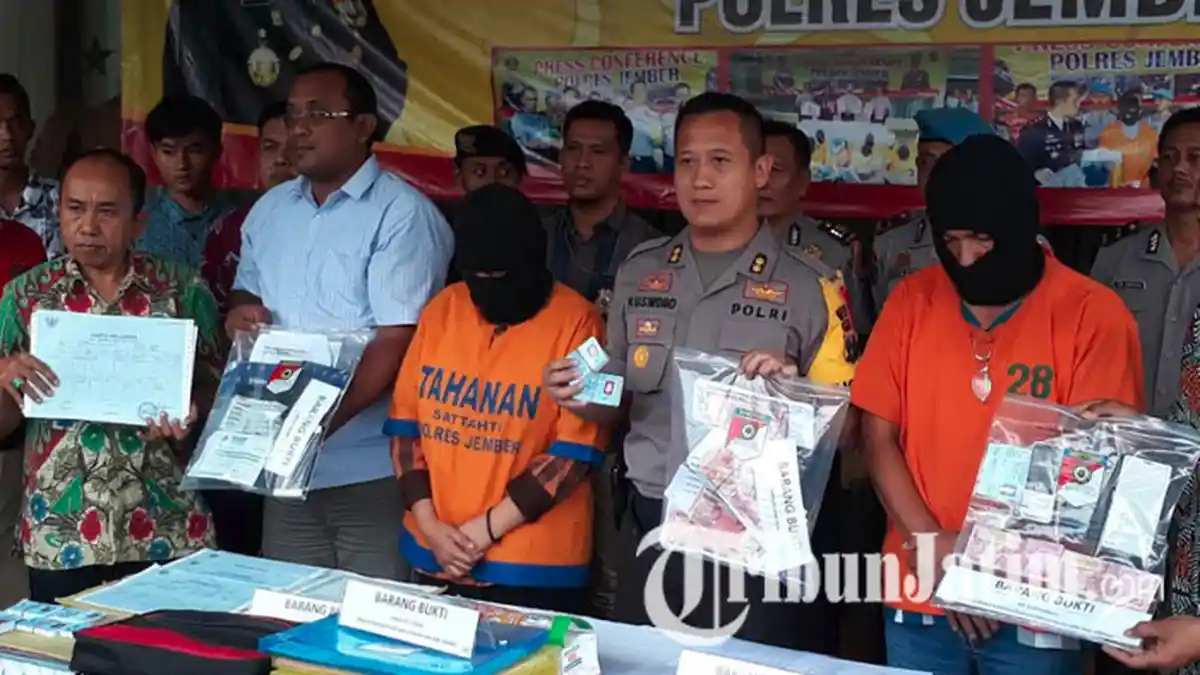 Polisi Tetapkan Kepala Dispendukcapil Jember Jadi Tersangka Pungli