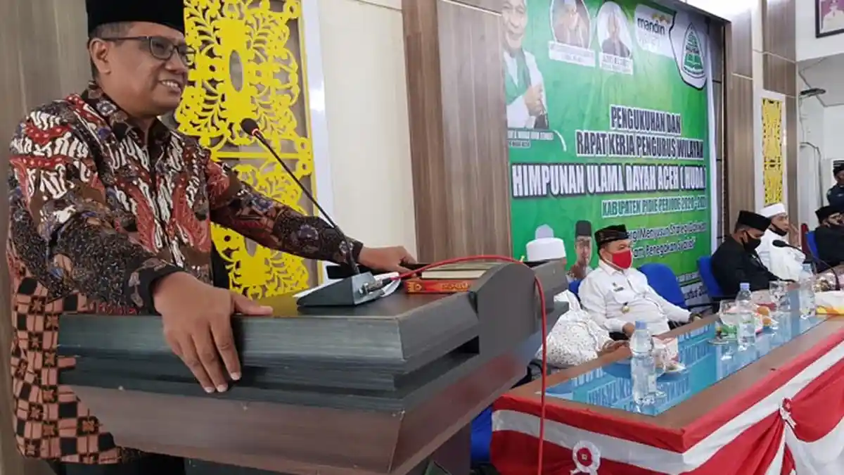 Tu Sop Mengukuhkan PW HUDA Pidie Periode 2020-2024, Begini Harapan Wabup