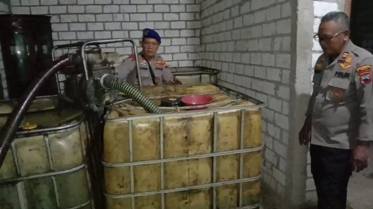 Satpolairud Pati Bongkar Mafia Solar Bersubsidi di Dukuhseti, Tangkap Tiga Orang Tersangka