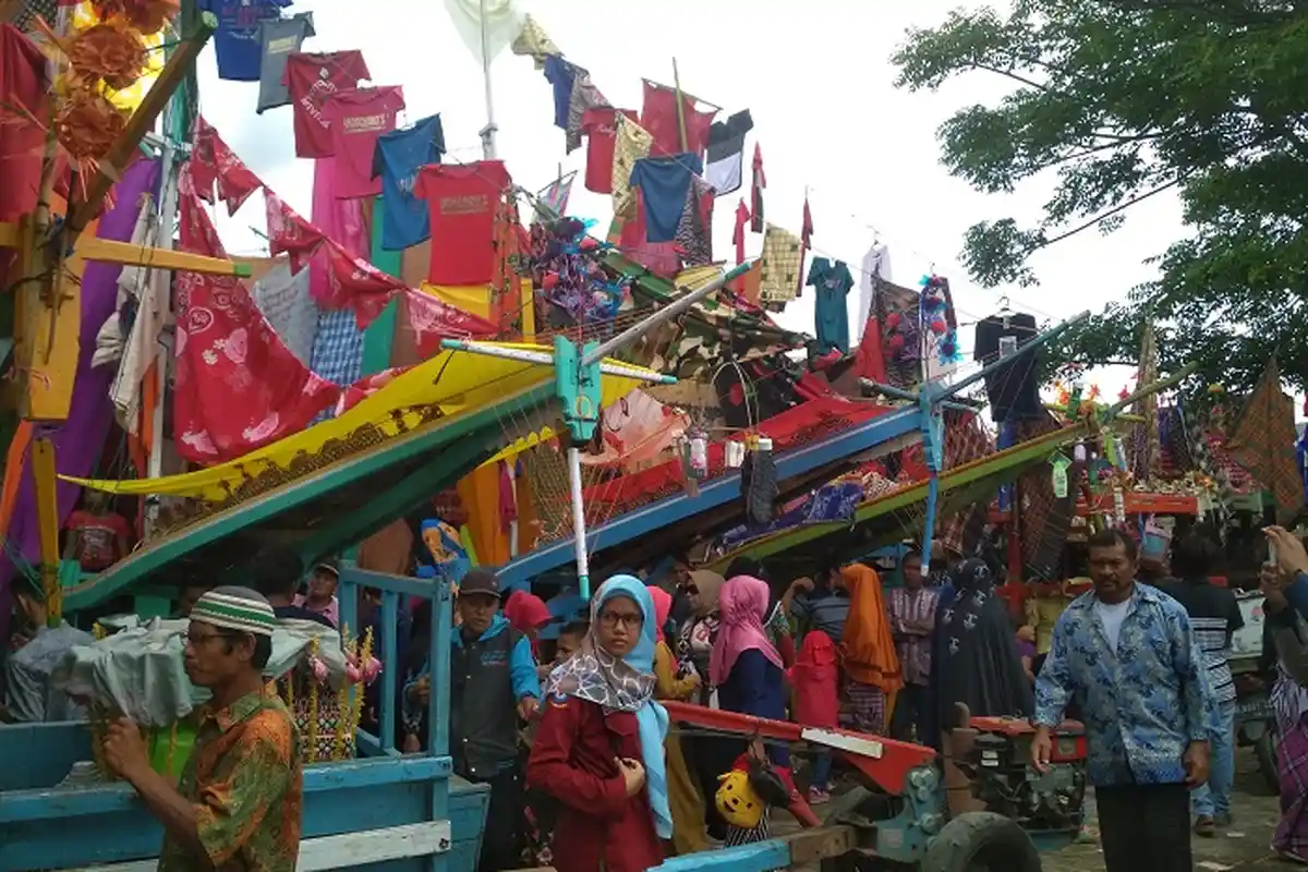 BREAKING NEWS: Dikemas Secara Adat, Begini Proses Hidangan Makanan Ma'udu Lompoa