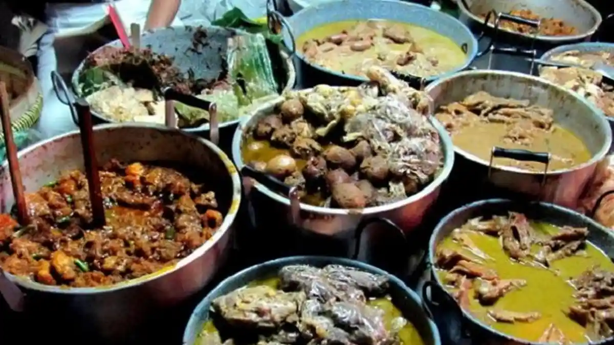 5 Rekomendasi Warug Gudeg Enak dan Terkenal di Kota Solo Jateng, Ada ...