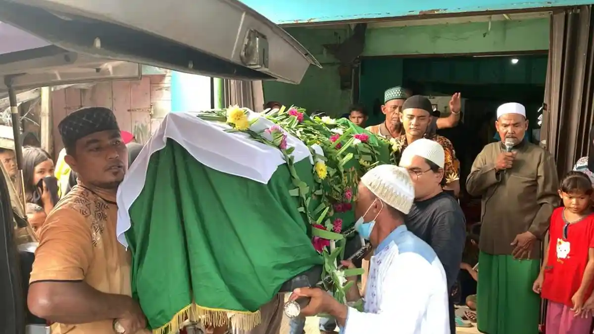 BEGINI KRONOLOGIS Tewasnya Seorang Ayah Dibacok Geng Motor, Sempat Berpapasan di Jalan