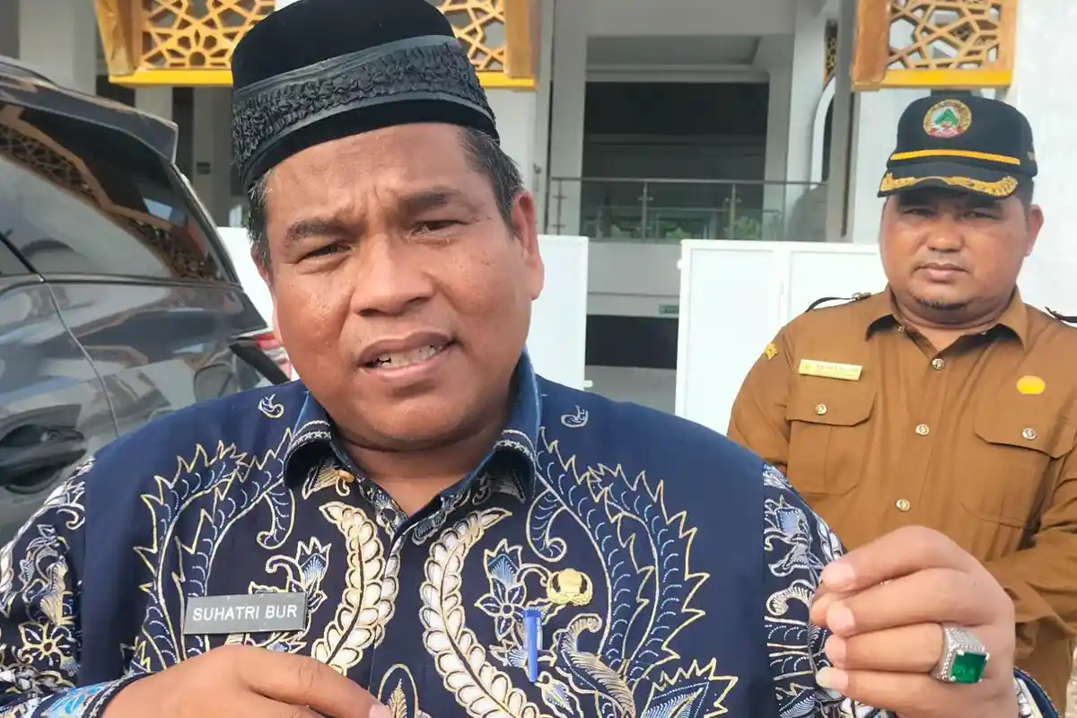 Bupati Padang Pariaman Terbitkan SE Waspada Dampak Abu Vulkanik Gunung Marapi