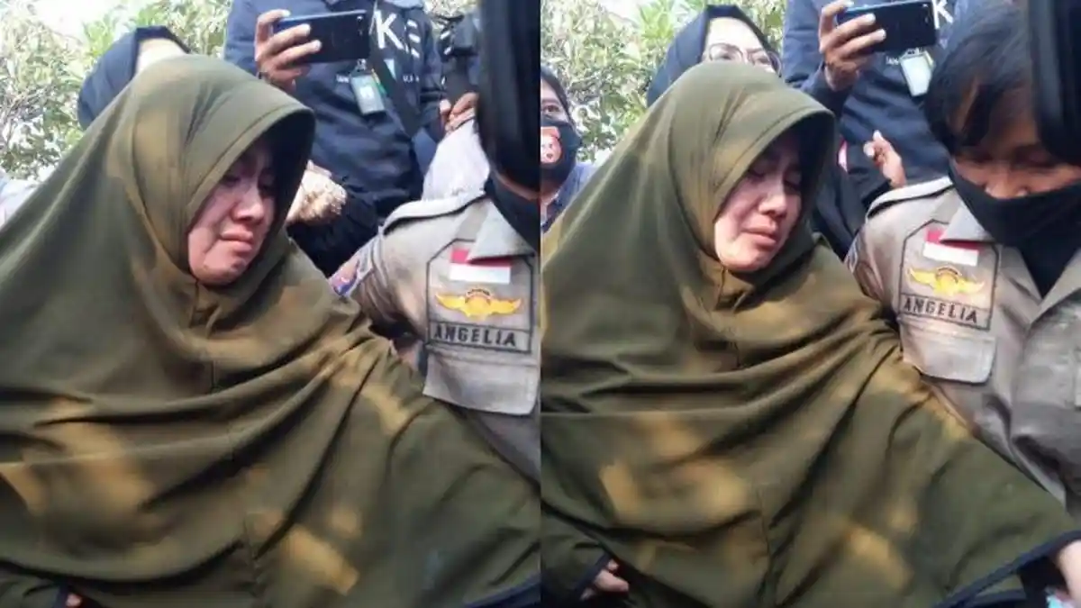 Didi Kempot Dimakamkan, Istri Menangis dan Lunglai di Batu Nisan