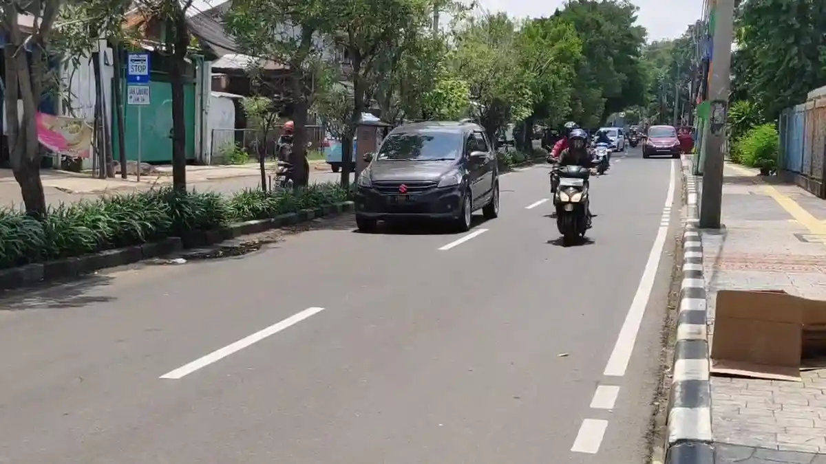 Pemotor di Pulogadung jadi Korban Pemukulan 2 Pria Diduga Debt Collector