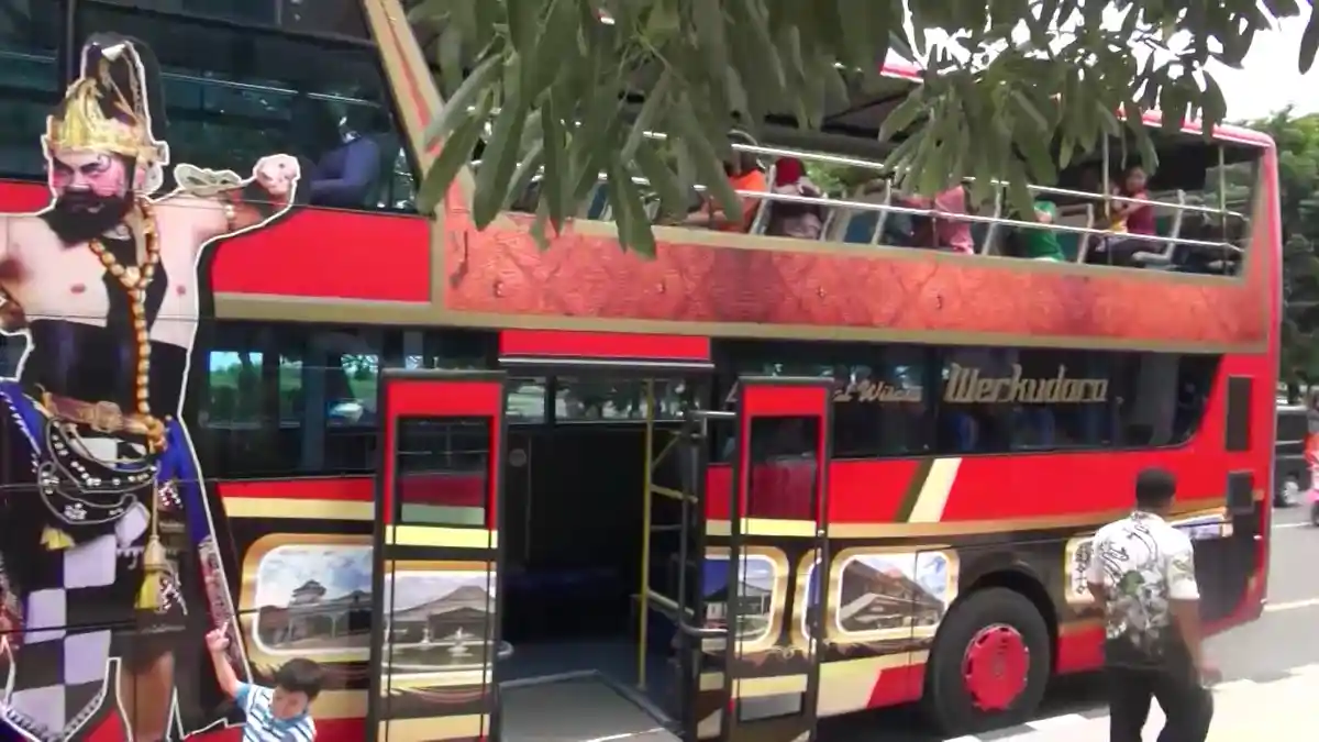 Jelang Libur Lebaran, Pemkot Solo Perbaiki Penampilan Bus Werkudara Jadi Lebih Kece
