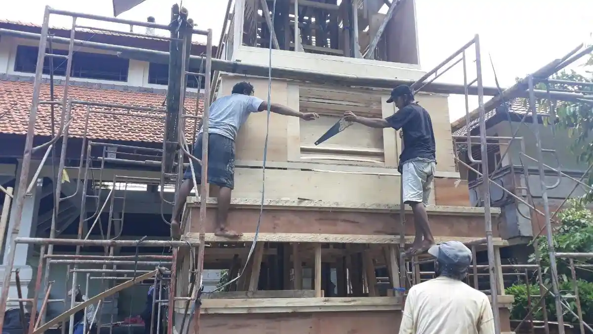 Dua Orang Pemangku di Gianyar Terjebak di Pura Ratu Seruni dari Malam Sampai Pagi