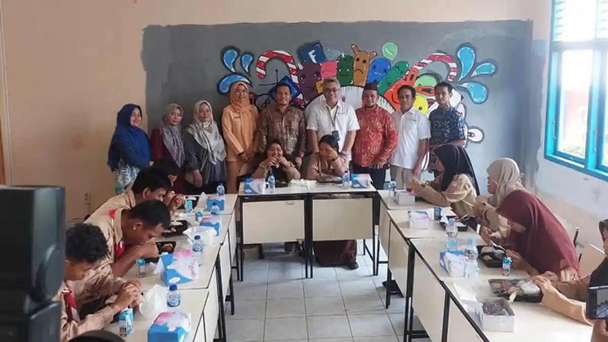 Uji Coba Program Makan Bergizi Gratis di Bangka Barat, Target Pelajar SLBN Mentok