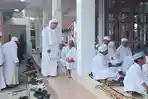 Ratusan Jamaah Asy-Syahadatain di Desa Tinumpuk Indramayu Rayakan Idulfitri Hari Ini