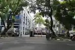 Suasana-di-depan-kantor-DPRD-Sumut.jpg
