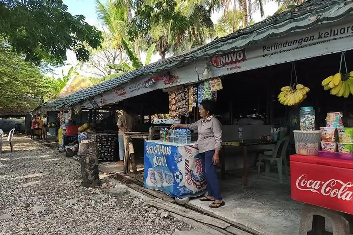 Tarif Masuk ke Pantai Lasiana Kota Kupang Mahal Pengunjung Sepi UMKM Terancam