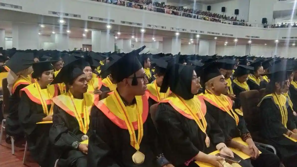 Terbanyak, 65 Persen Mahasiswi Undana Jalani Wisuda