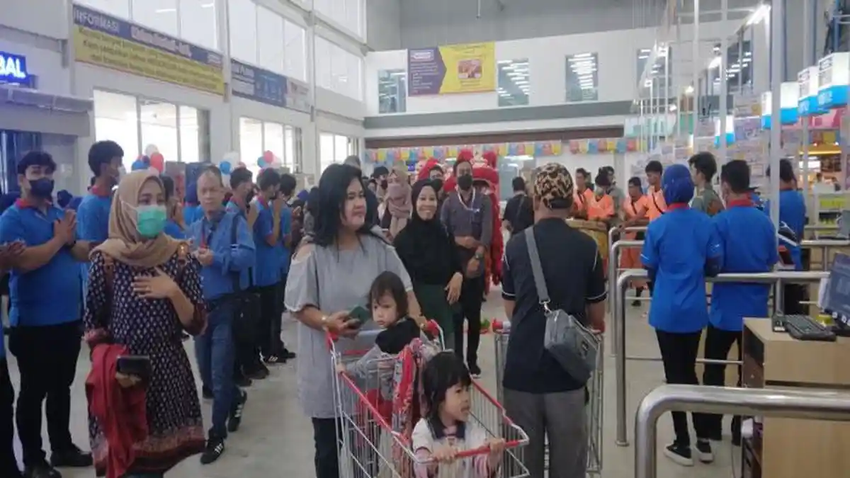 Indogrosir Hadir di Batam, Layani Kebutuhan Belanja Keluarga hingga Pelaku UMKM
