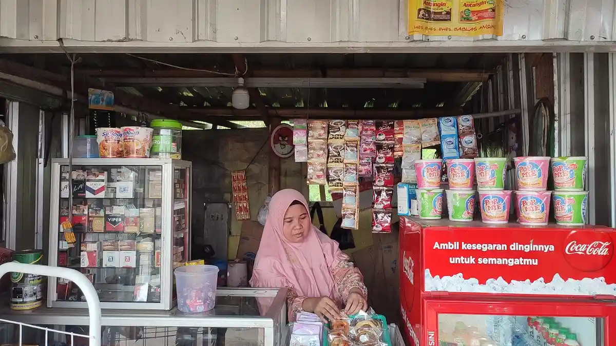Lapak 30 Pedagang Digusur Imbas Peninggian Jembatan Kaligawe Semarang, Ganti Rugi Dinilai Rendah