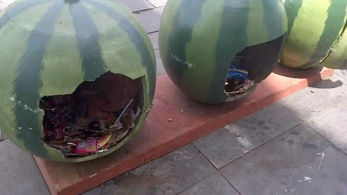 Ahok Kesal Tong Sampah Animasi Ditaruh di Pinggir Jalan