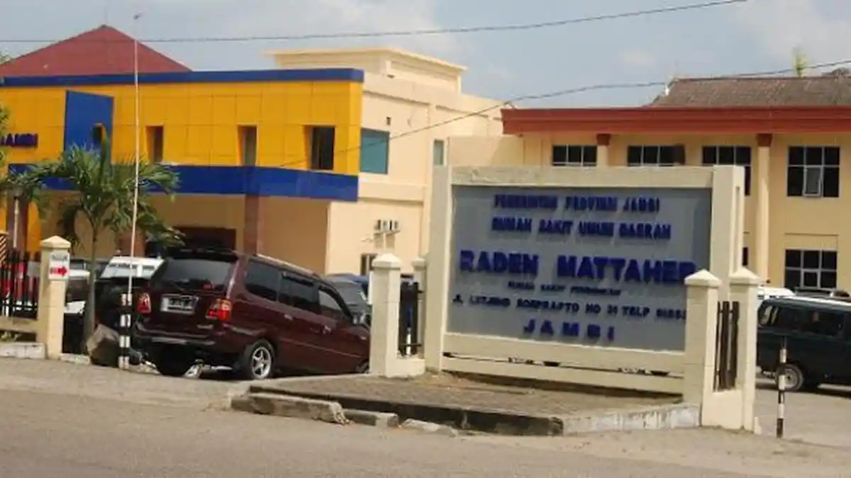 RSUD Raden Mattaher Jambi, Kekurangan Dokter Spesialis, Khusus Spesialis Bedah Toraks tak Ada