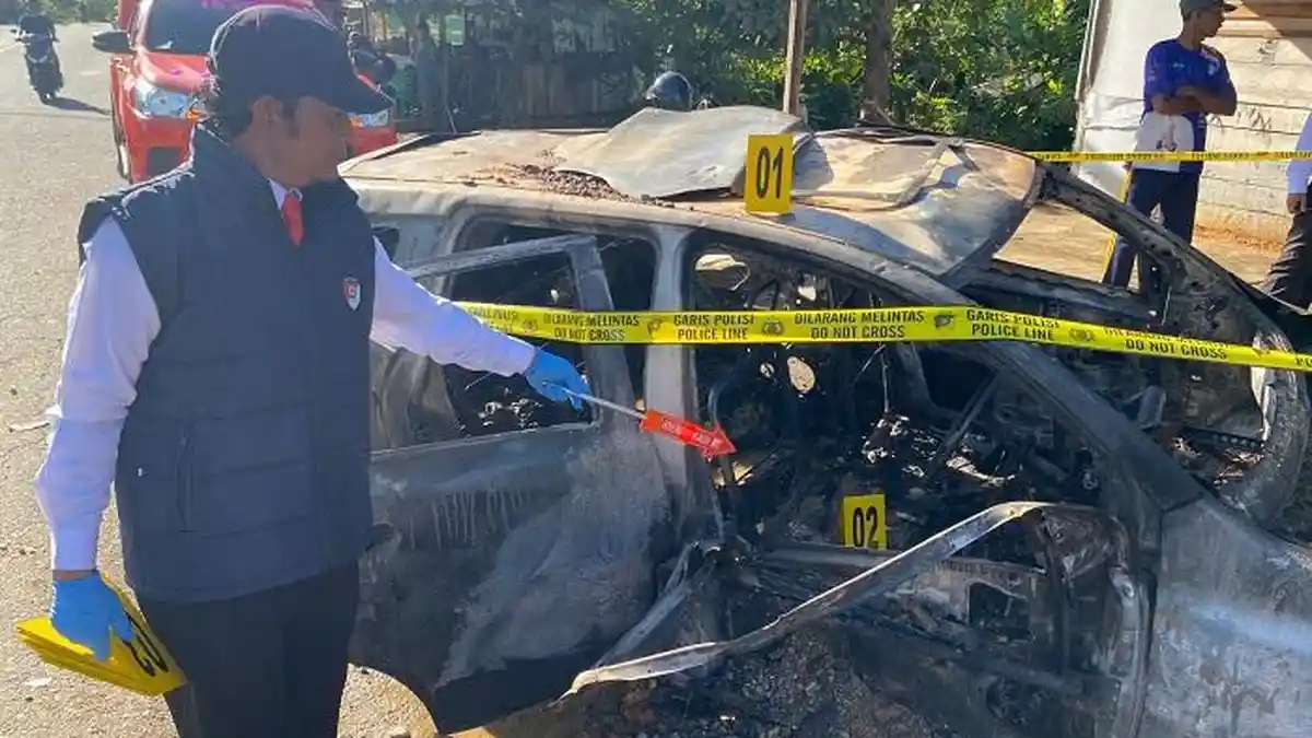 Hasil Penyelidikan Polisi, Mobil Terbakar di Abdya Ternyata Sedang Angkut 10 Jerigen Pertalite 