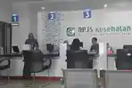 Pelayanan-administrasi-di-Kantor-BPJS-Kesehatan-Bojonegoro.jpg