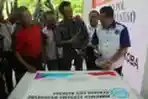 Kepala BNN Pasang Stiker Stop Narkoba di Gerai Ritel