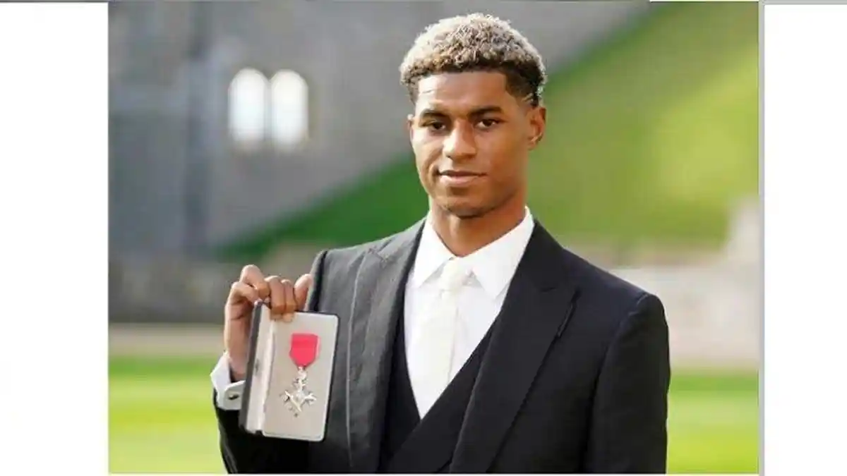 Marcus Rashford, Dapat Kehormatan dari Kerajaan Inggris dan Bersumpah Bantu Anak Kurang Mampu
