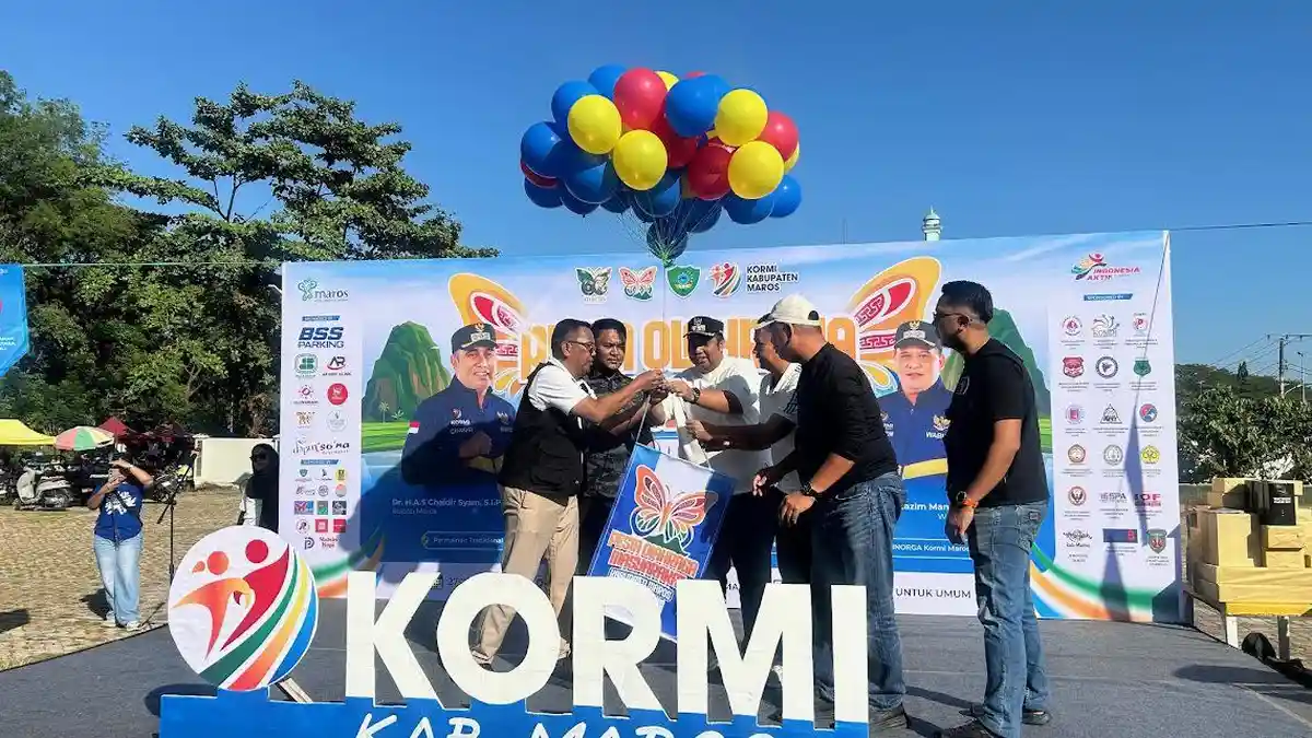 Gelar Pesta Olahraga Masyarakat Perdana di Alun-Alun, KORMI Maros Kenalkan 18 Induk Organisasi - Tribun-timur.com