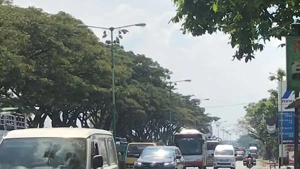 Prakiraan Cuaca hari Sabtu 22 April Kabupaten Demak, Cerah Berawan Sepanjang hari